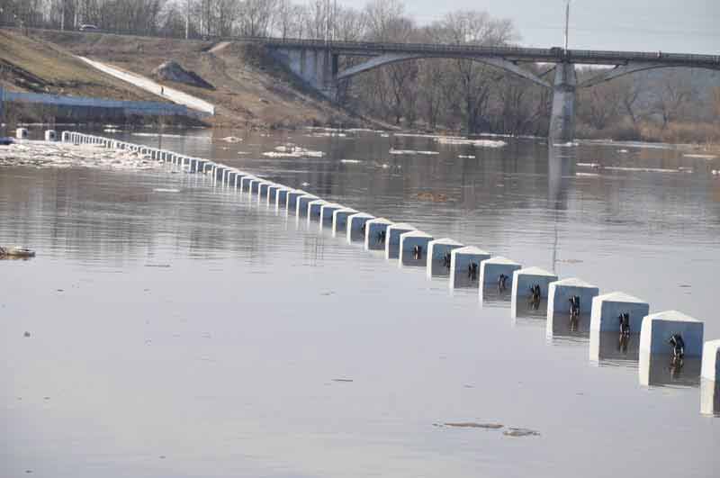 Паводок затопил набережную в Смоленске